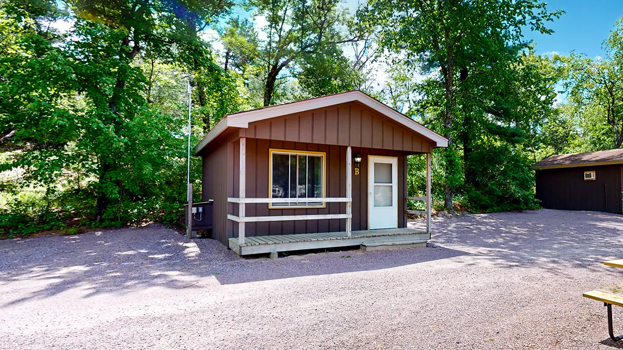 Lakeside Cabins